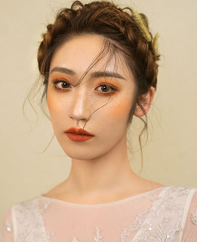 少年编发造型新娘