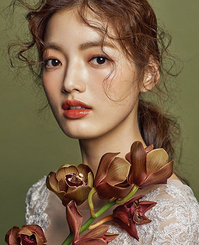 灵动美丽的鲜花系新娘